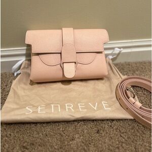 Senreve Like New Aria Belt Bag. (blush)